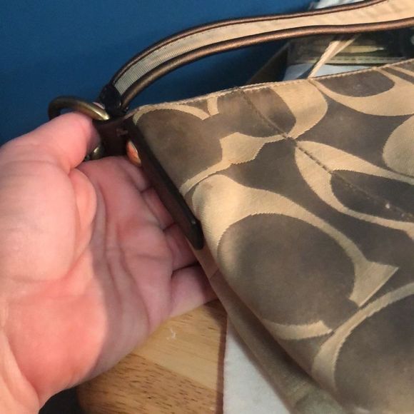 Coach purse - Picture 12 of 15